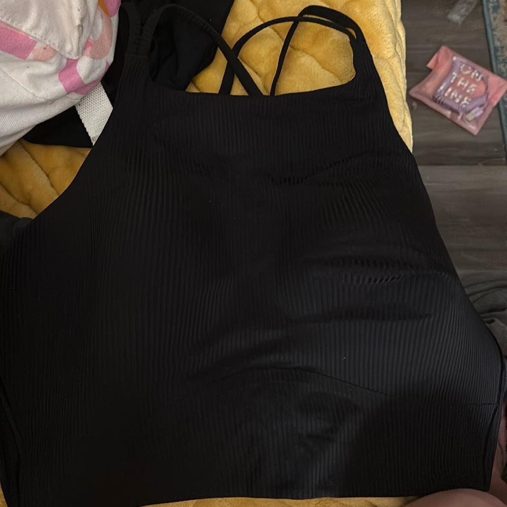 Size 14 lulu lemon sports bra